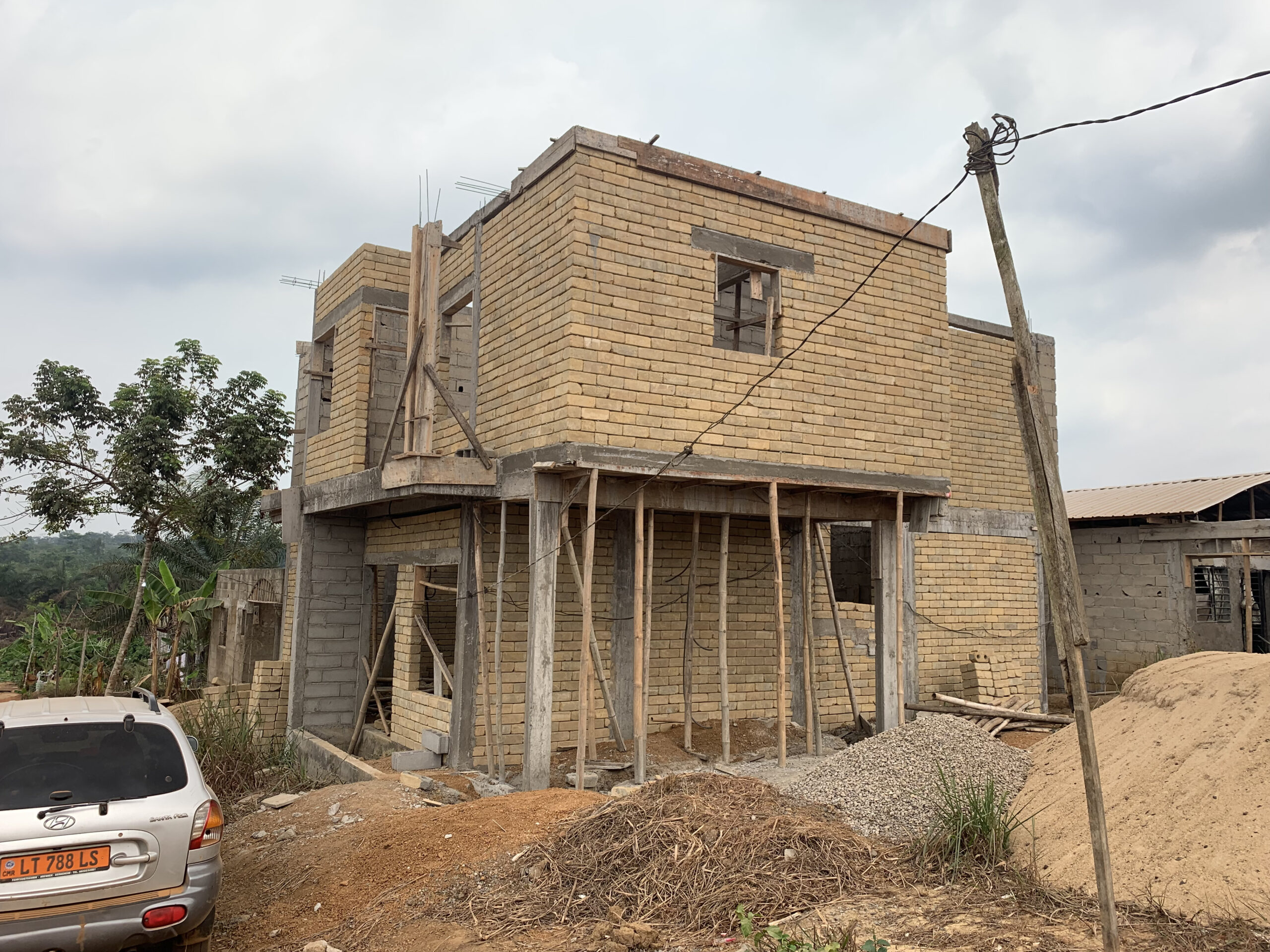 Construire une Maison de 200 m² au Cameroun : voici Comment Estimer Votre Budget